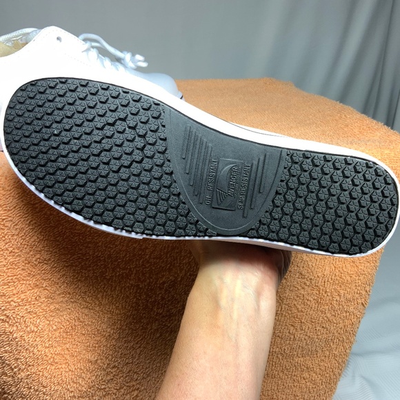 Women's Avenger Work Shoe A412 Alley CT - SZ 6.5 - Picture 6 of 15